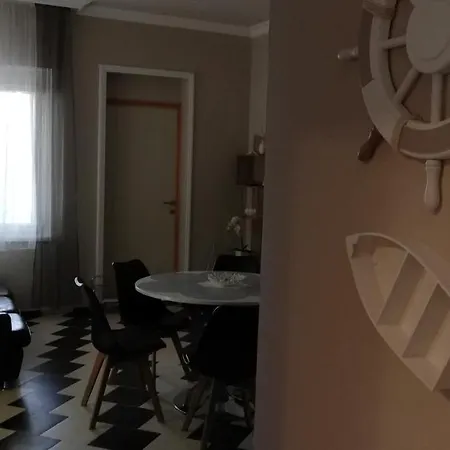 Ricky Apartman * Balatonszemes
